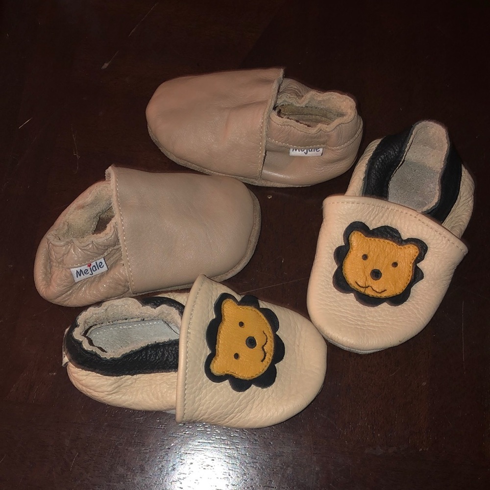 2 Pairs Soft Sole Mejale Baby Toddler Shoes Moccasins Leather Suede Neutral 18mo